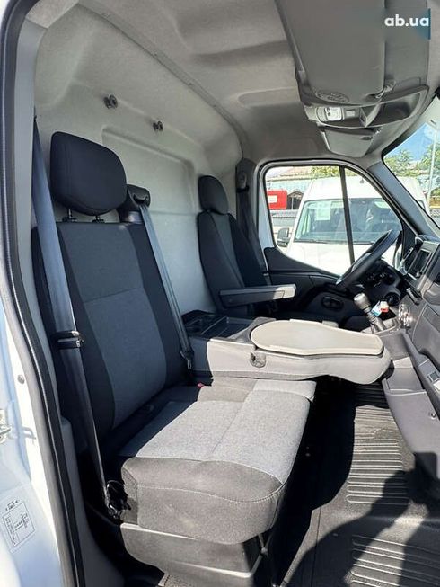 Renault Master 2021 - фото 21