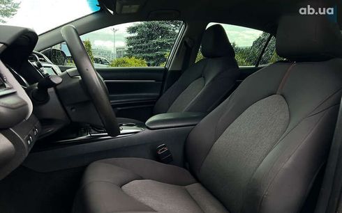 Toyota Camry 2018 - фото 18