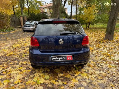 Volkswagen Polo 2013 синий - фото 7