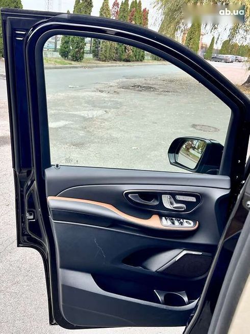Mercedes-Benz V-Класс 2023 - фото 17
