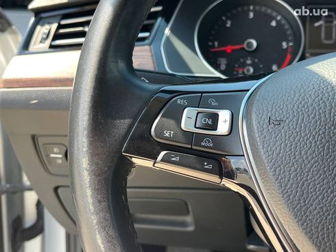 Volkswagen passat b8 2015 серый - фото 15