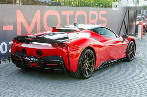 Ferrari SF90 Stradale 2022 - фото 8