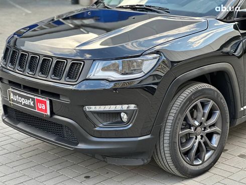 Jeep Compass 2017 черный - фото 3