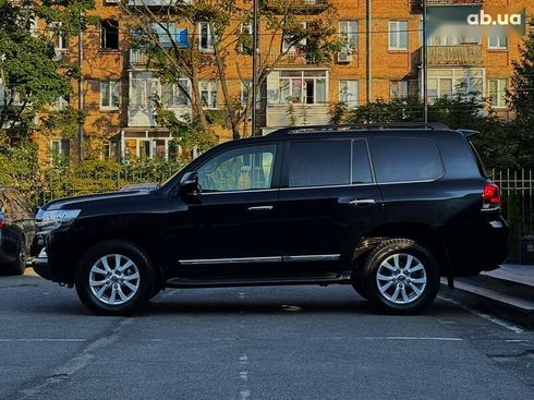 Toyota Land Cruiser 2020 - фото 14