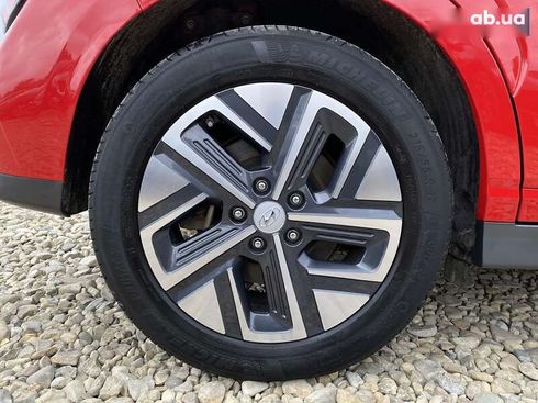 Hyundai Kona Electric 2022 - фото 25