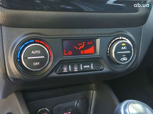 Kia Rio 2012 - фото 18