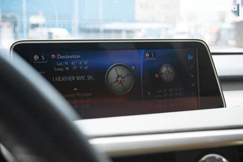Lexus RX 2018 - фото 23