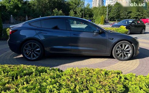 Tesla Model 3 2020 - фото 8