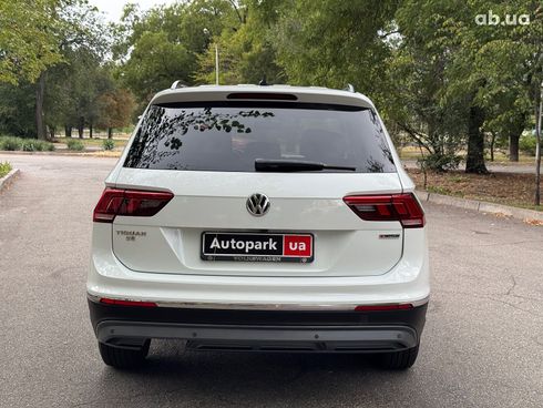 Volkswagen Tiguan 2019 белый - фото 5