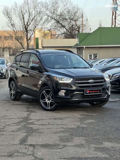 Ford Escape 2018 - фото 3