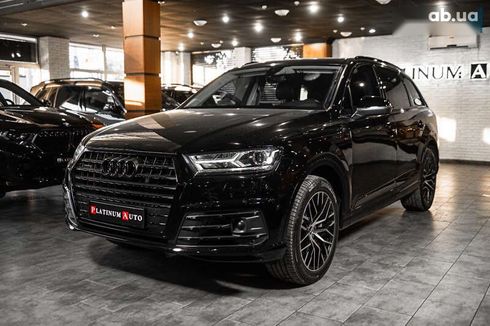 Audi Q7 2018 - фото 2