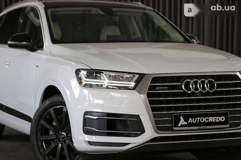 Audi Q7 2018 - фото 4