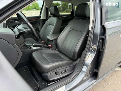 Volkswagen Passat 2020 - фото 29