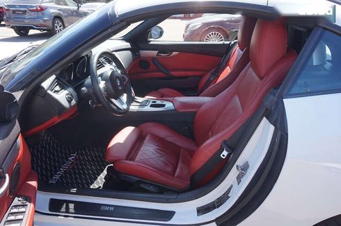 BMW Z4 2009 - фото 18
