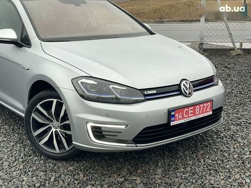 Volkswagen e-Golf 2019 - фото 12