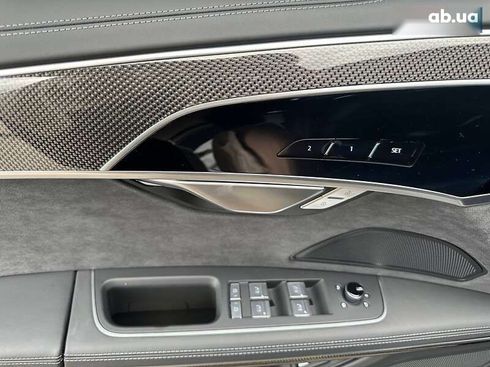 Audi S8 2025 - фото 15