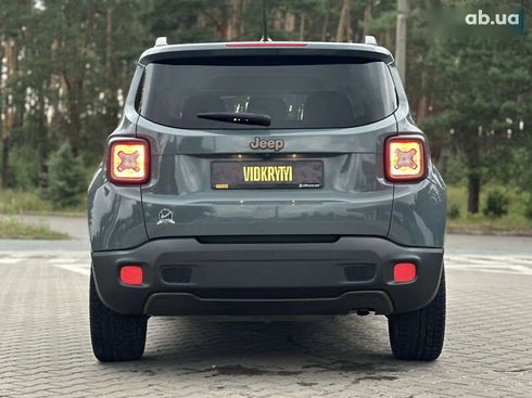 Jeep Renegade 2016 - фото 9