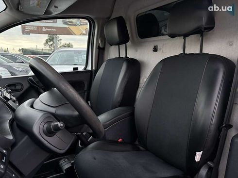 Renault Kangoo 2019 - фото 13