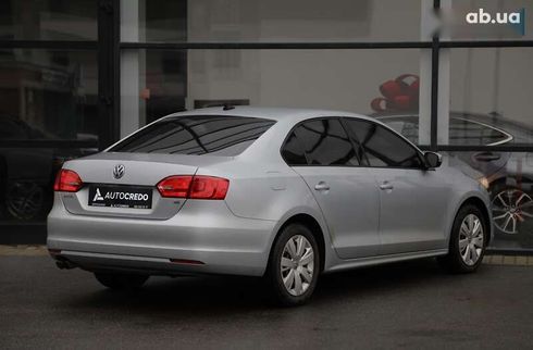 Volkswagen Jetta 2013 - фото 4