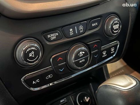 Jeep Cherokee 2016 - фото 26