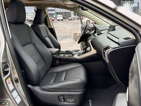 Lexus NX 2016 - фото 23