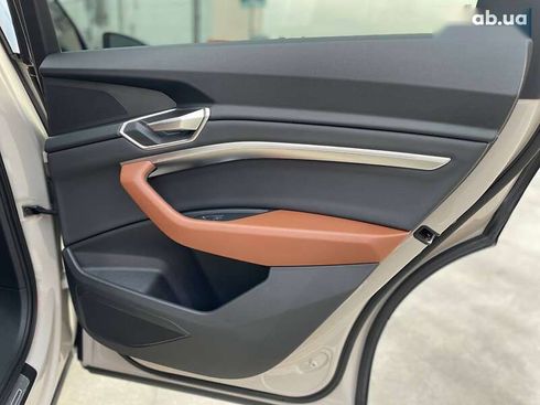 Audi E-Tron 2021 - фото 27