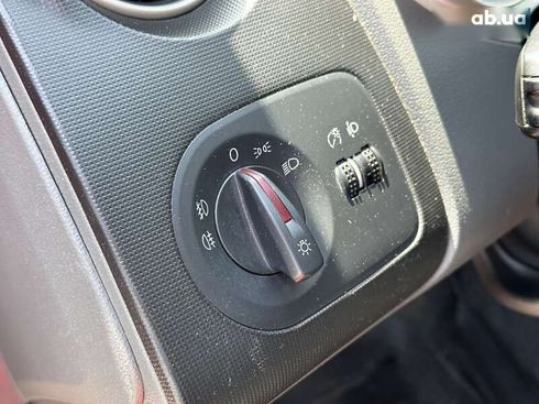SEAT Ibiza 2012 - фото 17