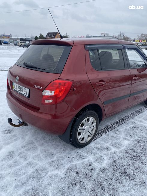 Skoda Fabia 2008 вишневый - фото 10