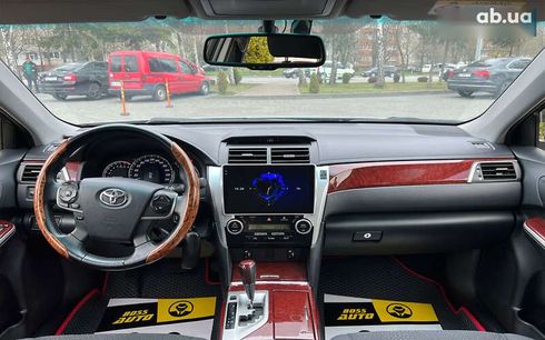 Toyota Camry 2013 - фото 13