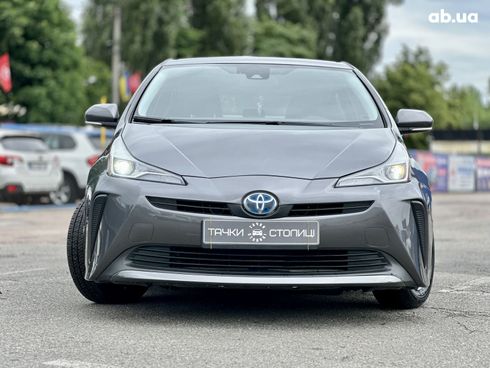 Toyota Prius 2019 серый - фото 2