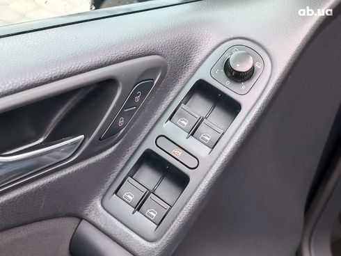 Volkswagen Golf 2010 синий - фото 20