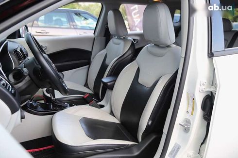 Jeep Compass 2017 - фото 9