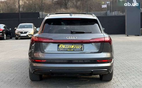 Audi E-Tron 2021 - фото 5