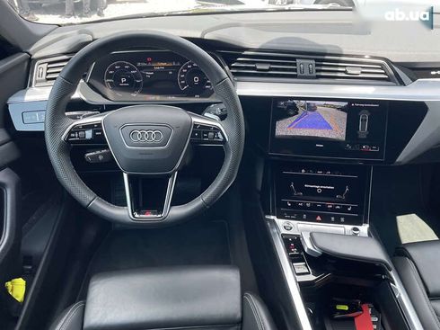 Audi E-Tron 2022 - фото 18
