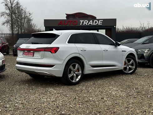 Audi E-Tron 2021 - фото 9