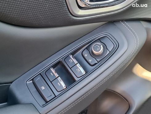 Subaru Forester 2022 серый - фото 20