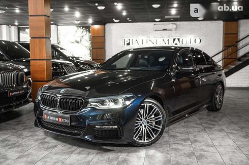 BMW 5 серия 2017 - фото 21