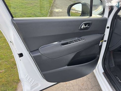 Peugeot 5008 2016 - фото 18