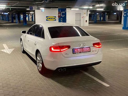 Audi A4 2015 - фото 6