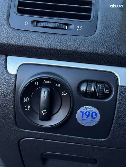 Volkswagen Jetta 2009 - фото 21