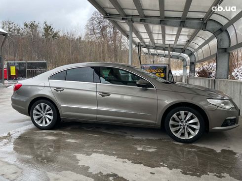 Volkswagen Passat CC 2011 бежевый - фото 5