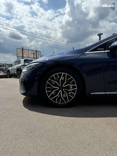 Mercedes-Benz EQE-Класс 2023 - фото 7