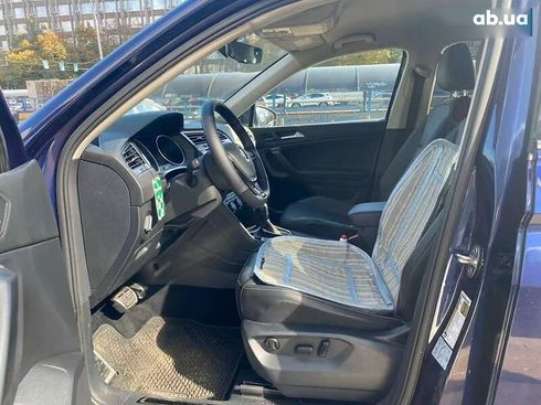 Volkswagen Tiguan 2021 - фото 15