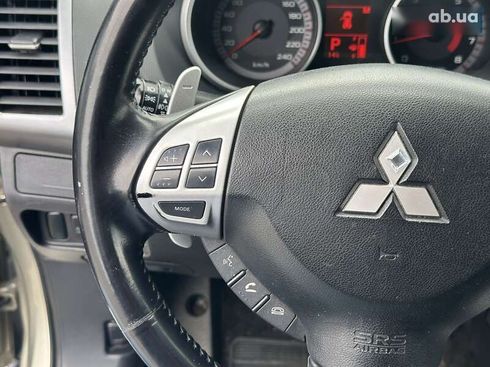 Mitsubishi Outlander 2009 - фото 22