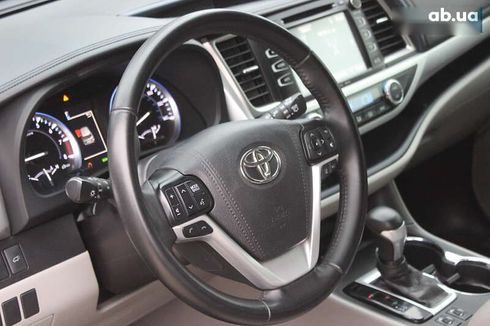 Toyota Highlander 2017 - фото 21