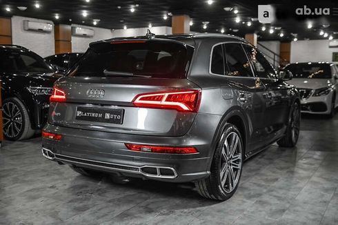 Audi SQ5 2017 - фото 9