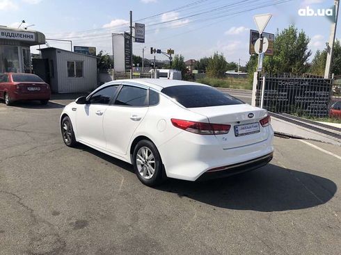Kia K5 2017 - фото 3