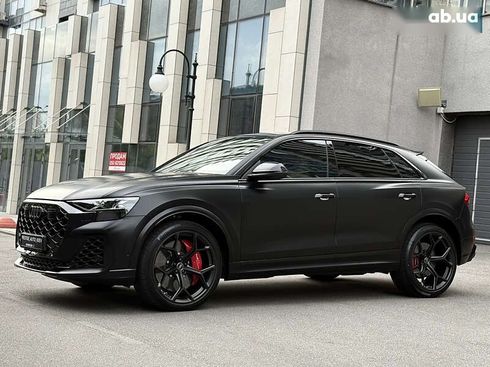 Audi RS Q8 2024 - фото 15