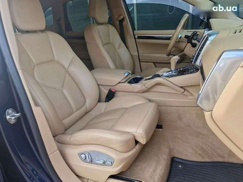 Porsche Cayenne 2013 - фото 29