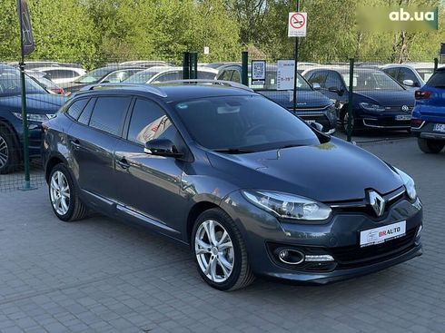 Renault Megane 2016 - фото 11